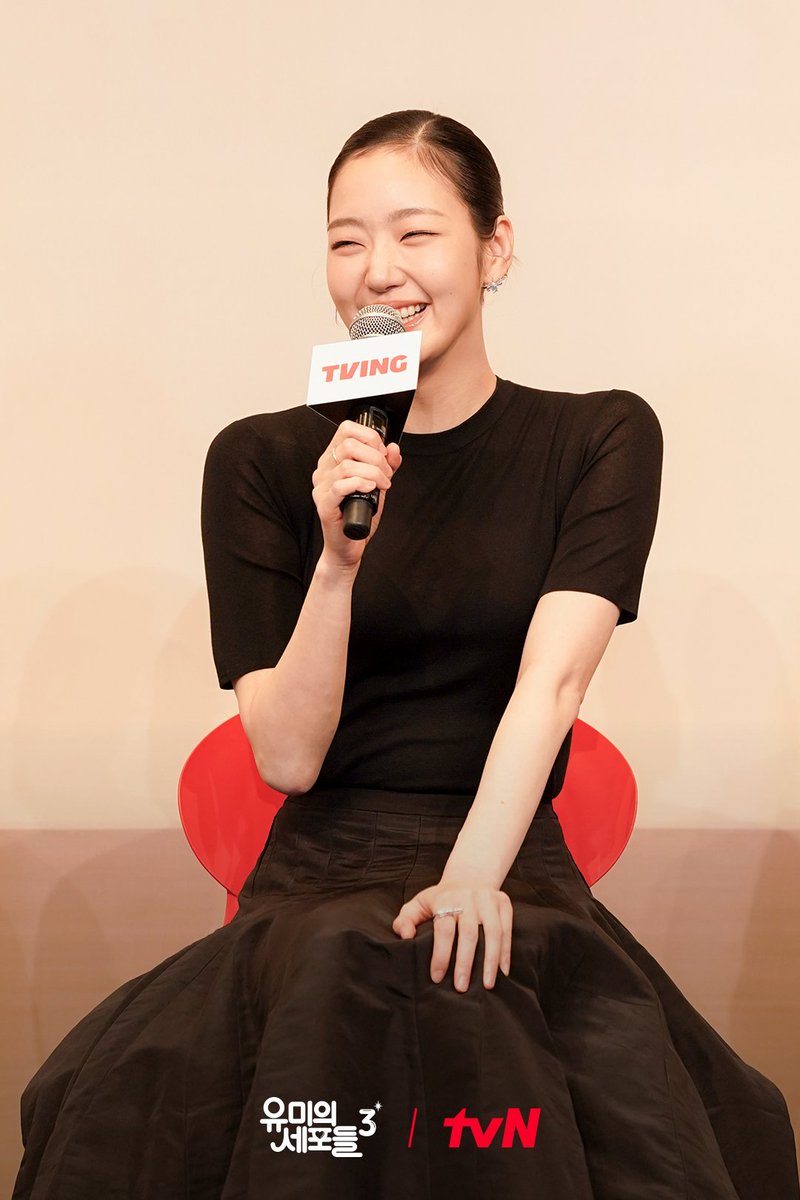 CJnDrama's tweet image. 사랑스러움 MAX 제작발표회 현장💞

티랑이들 마음에 봄을 가져다준
케미 가득 유미♥순록이 내 벚꽃이다 (❀❛ ֊ ❛„)♡

세포 자극 공감 로맨스 &amp;lt;유미의 세포들 3&amp;gt;
4월 13일 [월] 저녁 8시 50분 tvN 첫 방송
4월 13일 [월] 오후 6시 TVING 독점 선공개

#tvN #유미의세포들3 #YumisCells3
#김고은