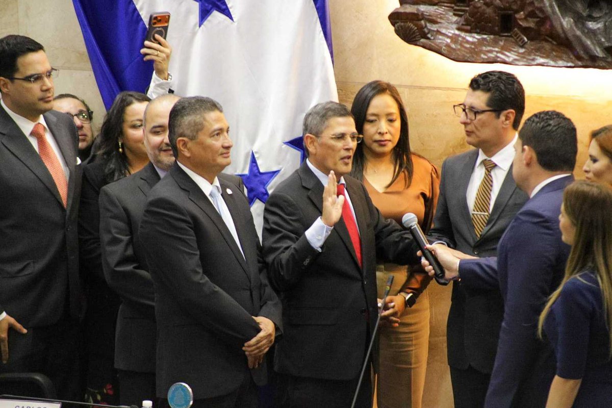 Congreso Nacional de Honduras tweet media