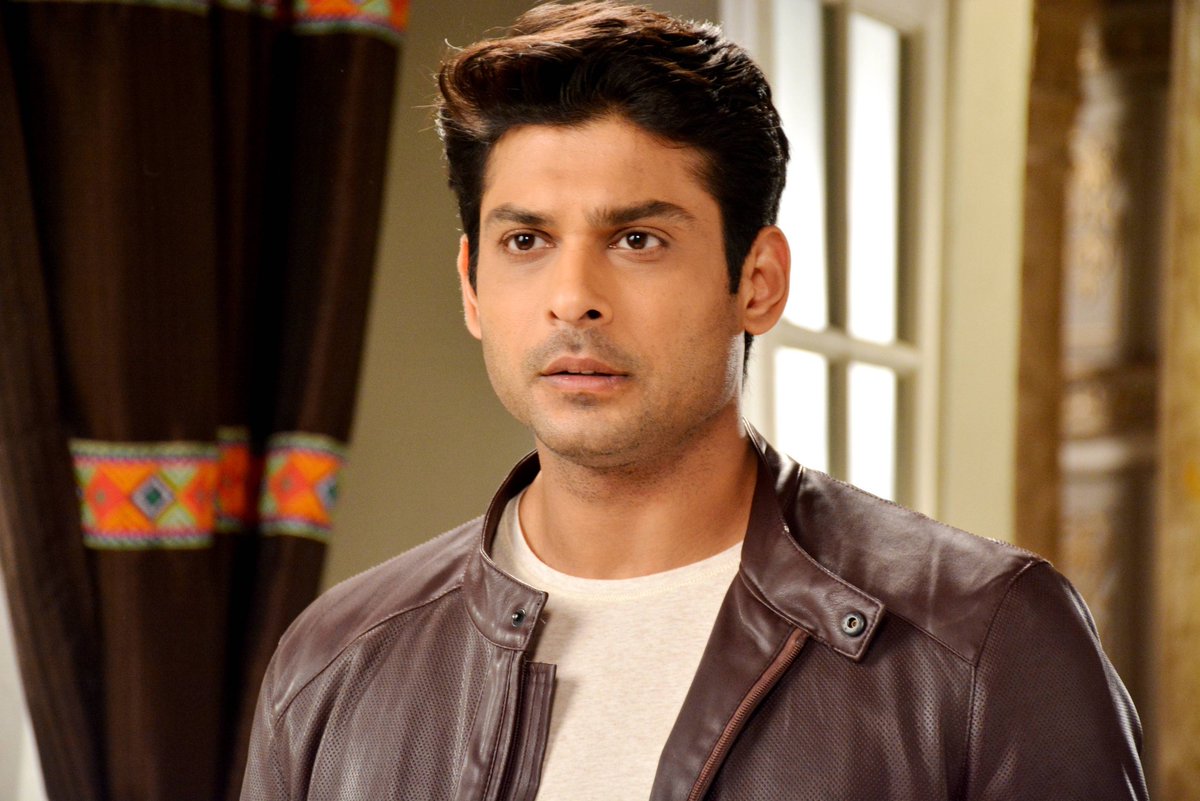 vijaya_sidheart's tweet photo. ❤️
#SidharthShukla || #SidHearts
#DilSeDilTak https://t.co/JhWnDFfrUj
