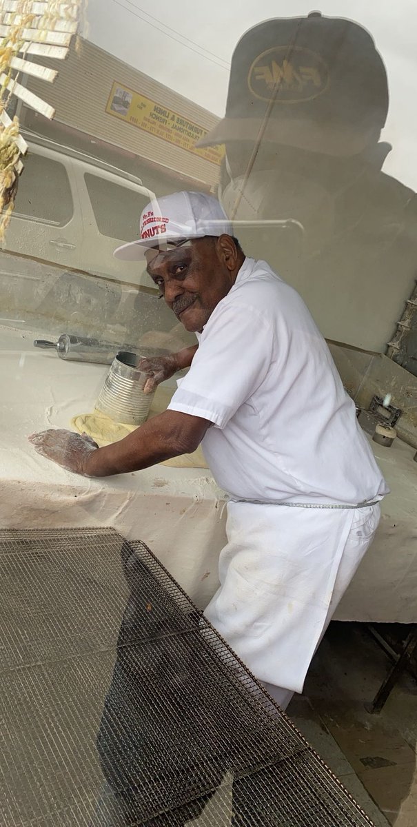 🏁 LOOTED VUITTON DON 🏁 tweet media