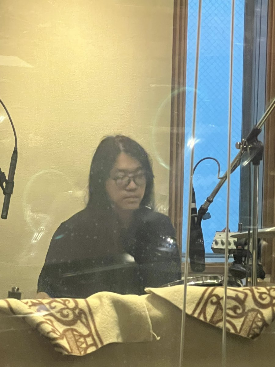 Vanamomotic tweet media