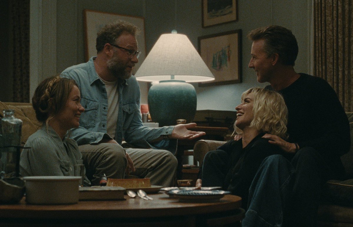 Janky Entertainment News tweet media