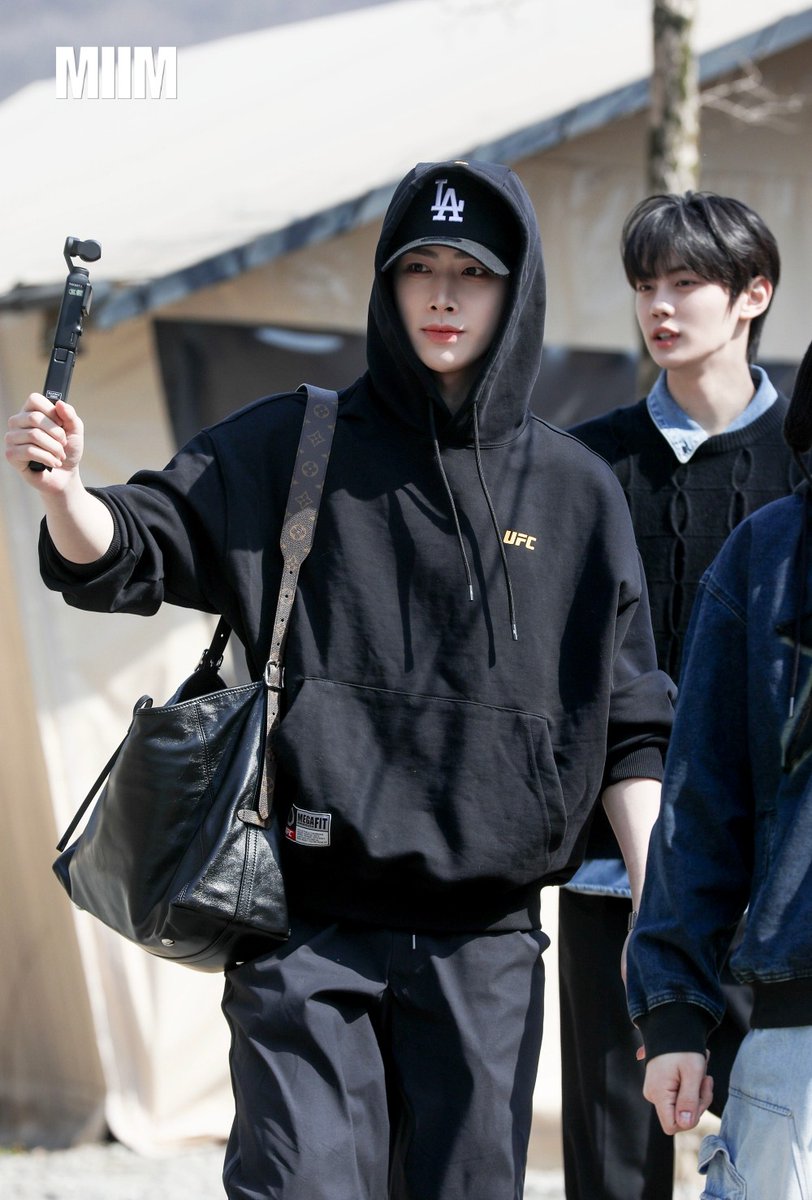 KoreaDispatch tweet media