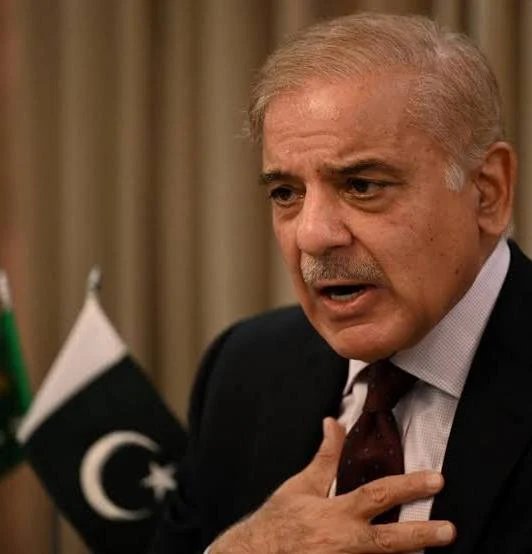 shabirbuneri's tweet photo. آپ لاکھ اختلاف کے باوجود اس حقیقت کو نہیں جھٹلا سکتے کہ پاکستان کی وجہ سے پوری دنیا بڑی تباہی سے بچ گئی۔  

سب لکھ لو 
پاکستان ہمیشہ زندہ باد 

#شبیربونیری
#ceasefire https://t.co/NgkwZvjOBb