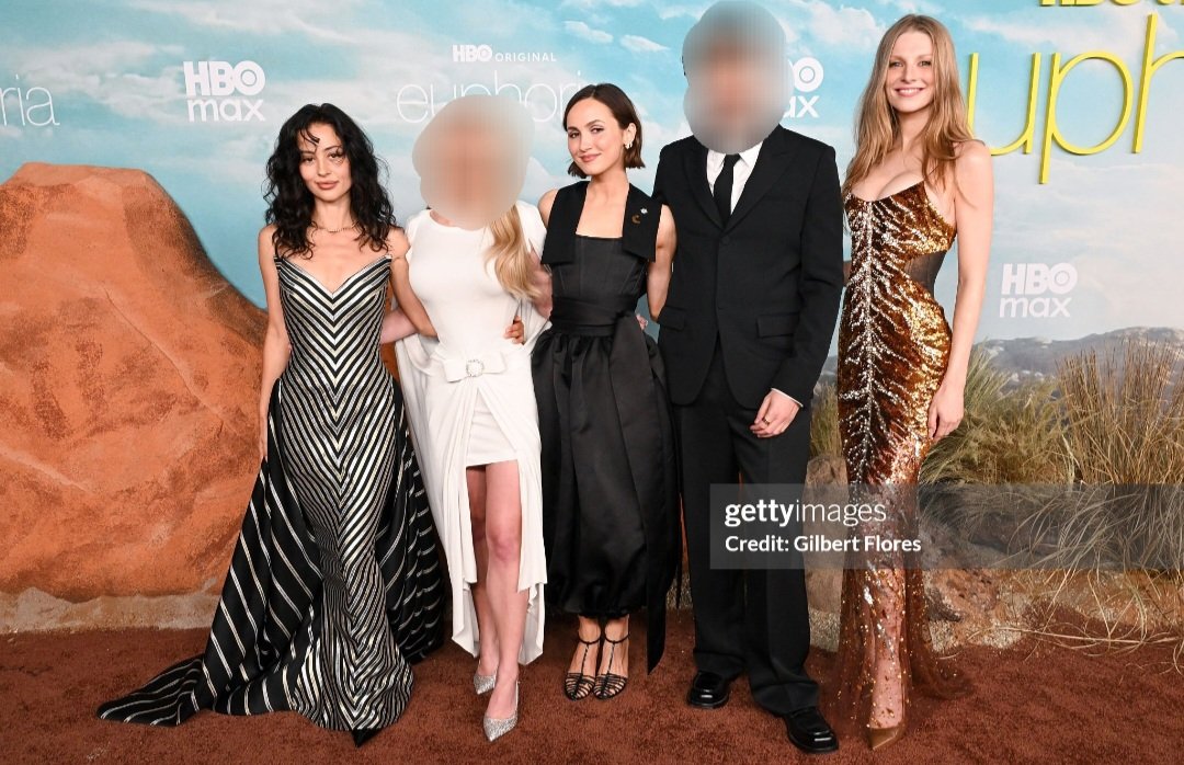 vee ᝢ jules vaughn advocate✰ tweet media