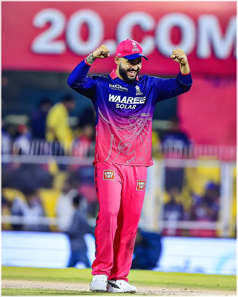 Future PM tweet media