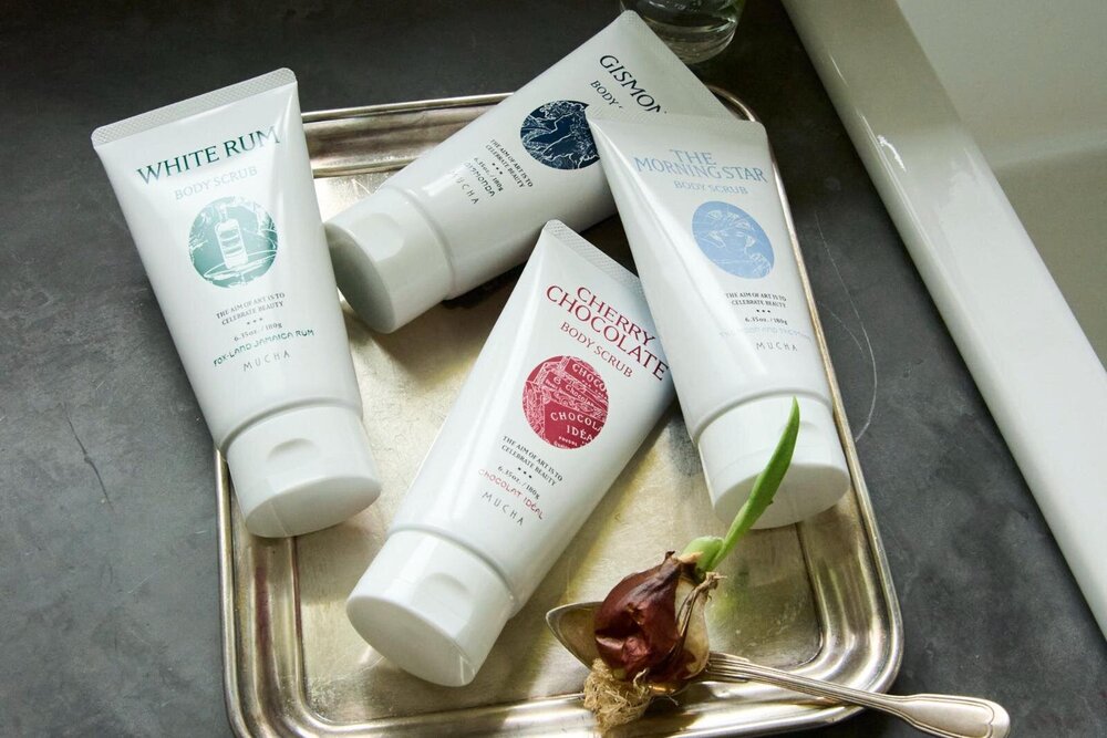 Fashion Press tweet media