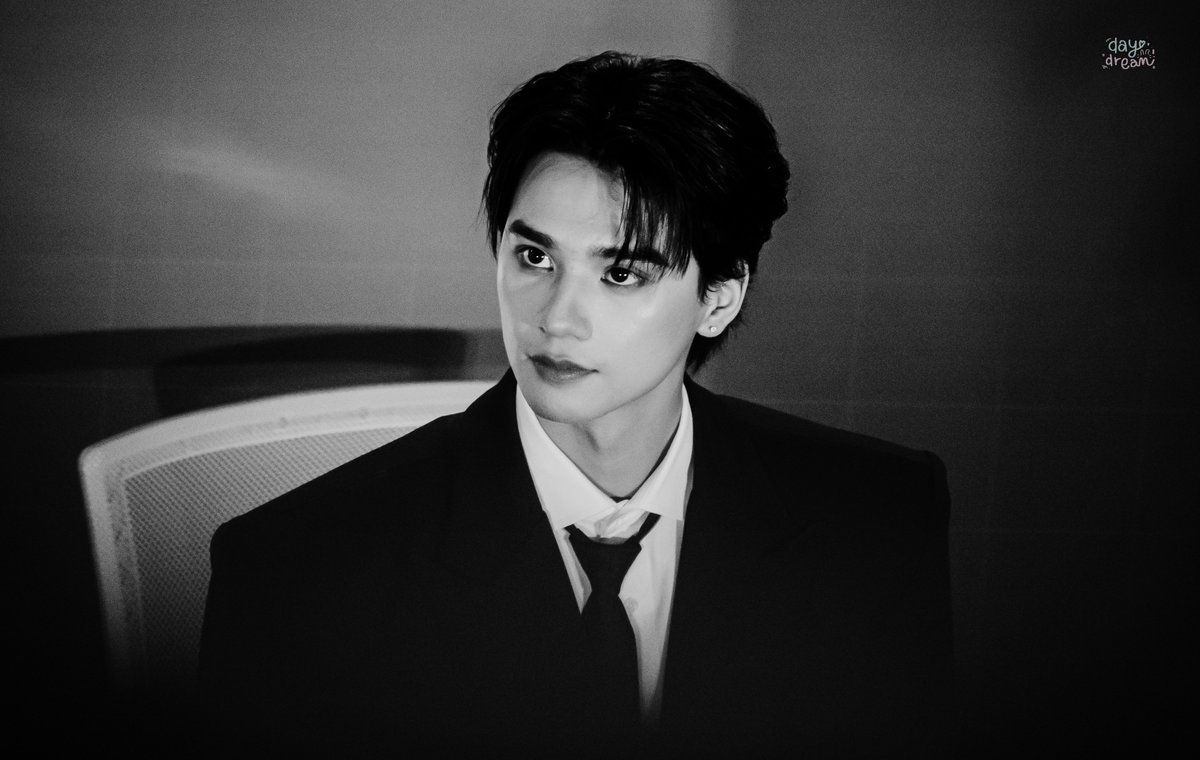 𝐝𝐚𝐲𝐝𝐫𝐞𝐚𝐦. tweet media