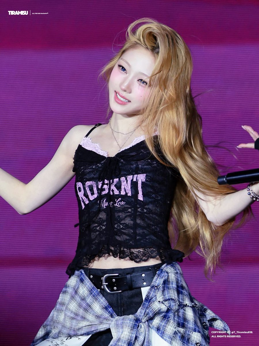 stella pics tweet media