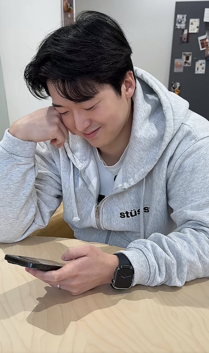 唧唧复唧唧 tweet media