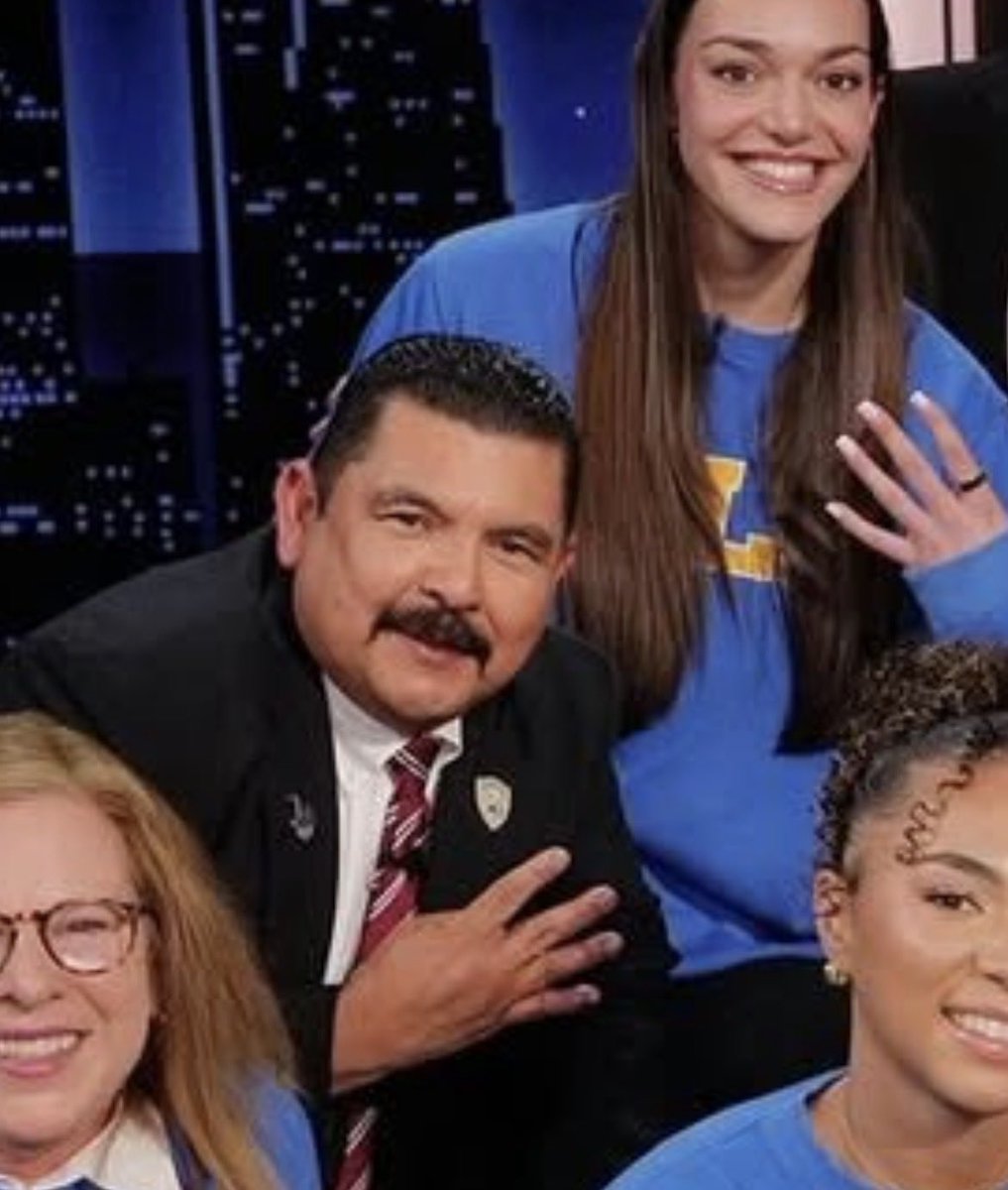 Brewin07's tweet photo. Guillermo with the #4sup https://t.co/RPU05C33vs