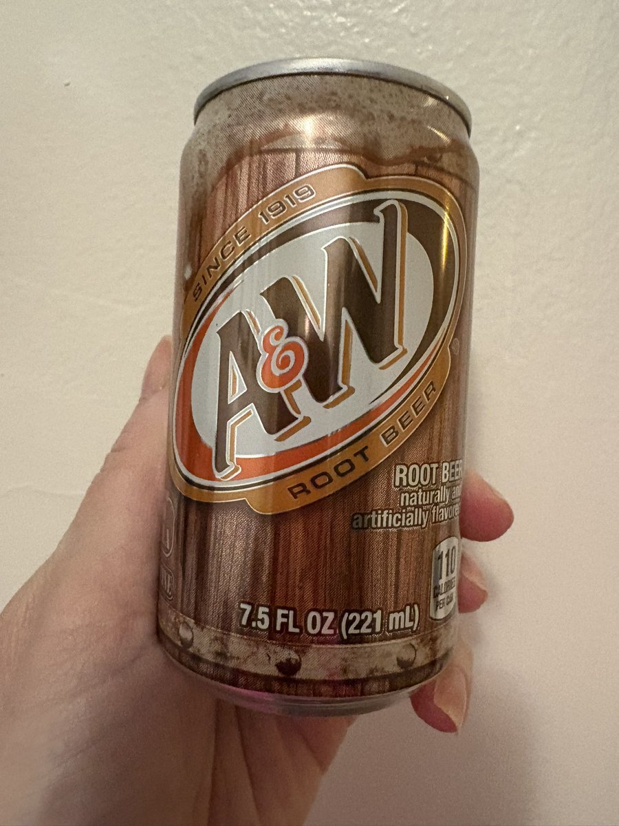 collinsnyc's tweet image. Happy #BeerDay!  My family and I celebrated with #rootbeer since we do not drink beer.