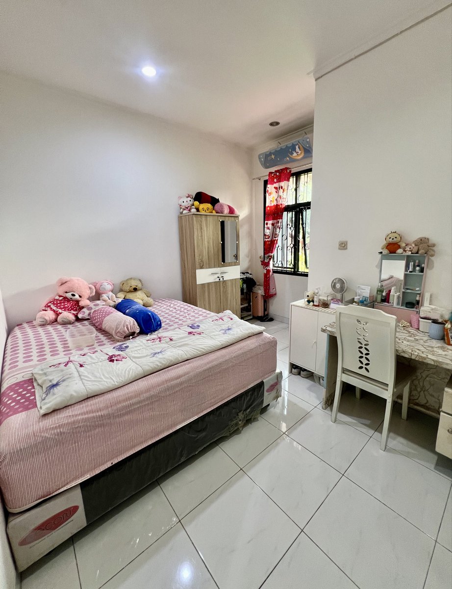 PIM08_'s tweet photo. • DIJUAL Rumah di Komplek Pakuan 2 Tajur Bogor Timur • 
- SHM + IMB
- LT 130 &amp; LB 134
- KT 3 + 1 &amp; KM 4
- Listrik 3500W
- Air PAM
- Rumah hadap Timur
- Keamanan 24 jam
- Lokasi strategis dekat ke Mall Lippo, RS Juliana, Mall Boxies, RS BSH, Mall Ramayana 
- Harga 1.3 M Nego https://t.co/WLUrHC1TQQ