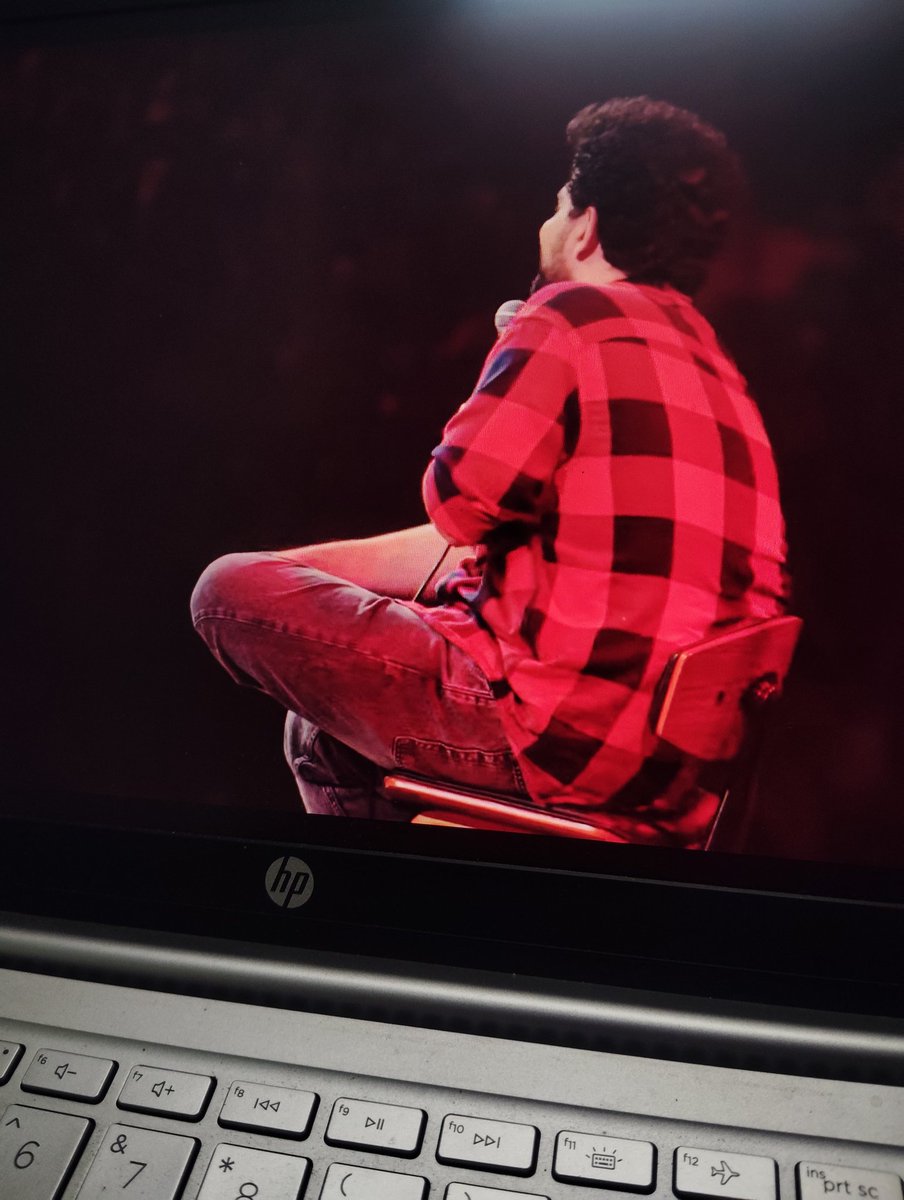 Sakshiii tweet media