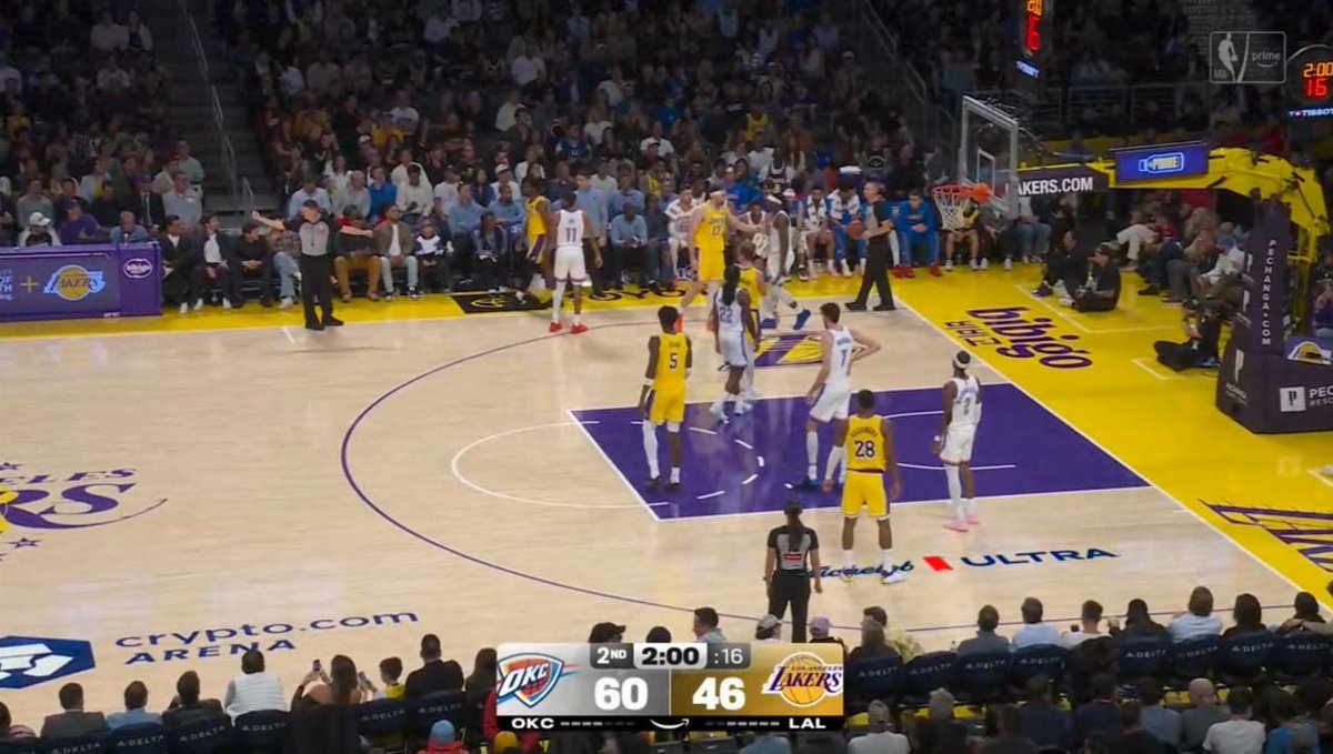 anna_mtz09's tweet photo. @LakersMX @okcthunder @PrimeVideoMX @CharliePeligroC @marycarmenlara_ @Lakers @NBAMEX Aquí andamos en la #Primejamada apoyando con todo a los #Lakers, hasta el final.  ¡Saludos y hoy nos dormimos tarde! 
#NBAenPrime 💛💜🏀 https://t.co/E3lXEW6JcZ