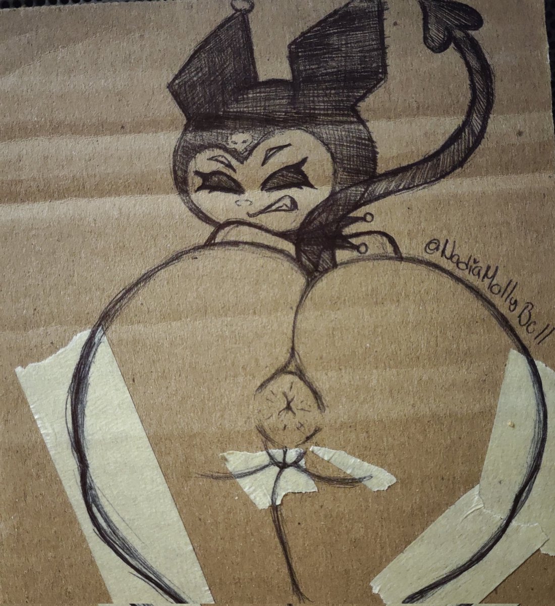 Me puse a rayar cartones en medio del trabajo bleeh💜🌸

Kulomi🖤 and MyMelones🩷
(20 corazones y las paso a digital)?