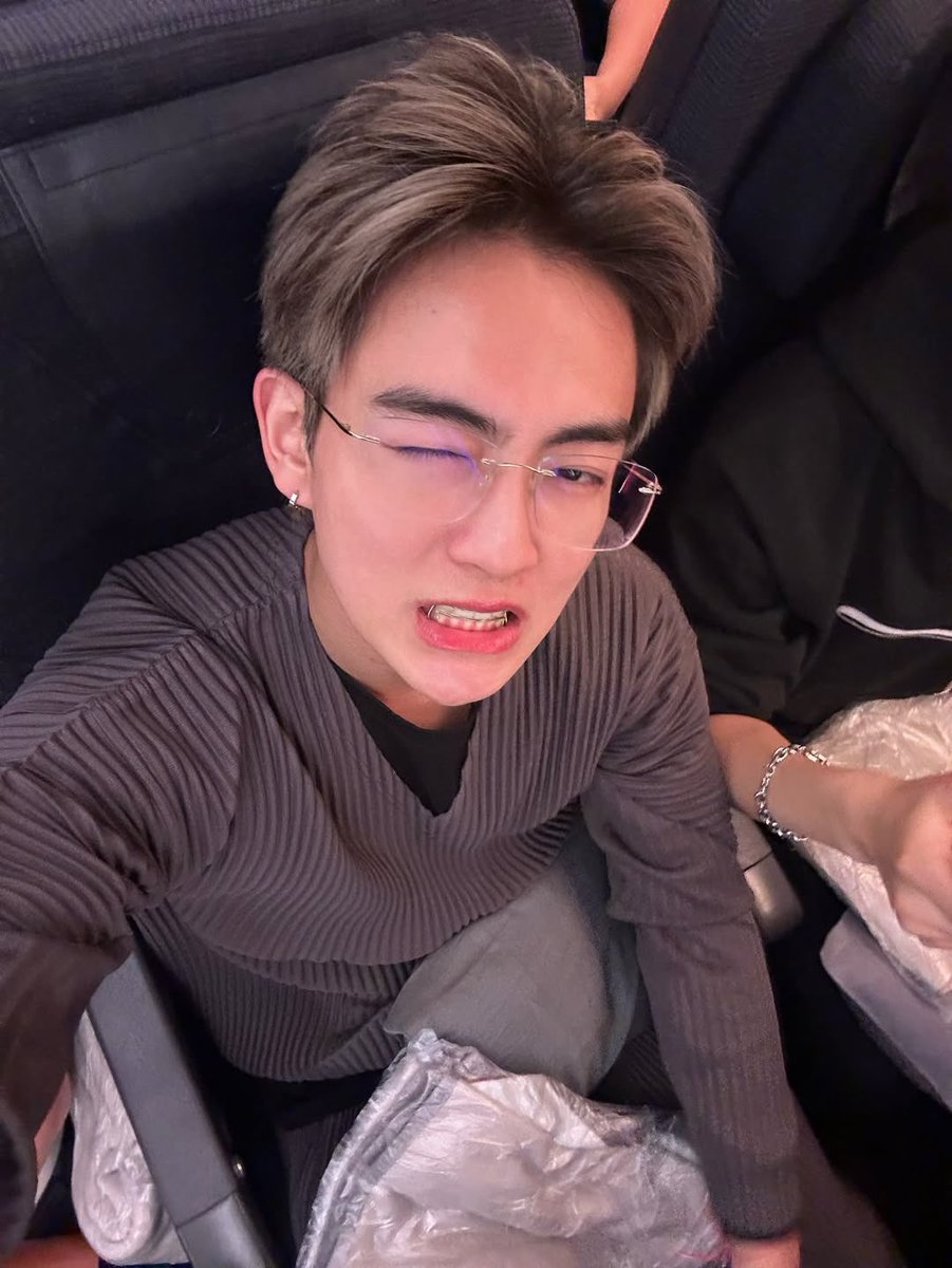 ice cream tweet media