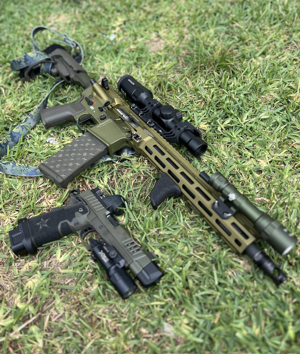 firearmsdaily_'s tweet photo. ▪️drhewitt27 https://t.co/STChDcVNNV