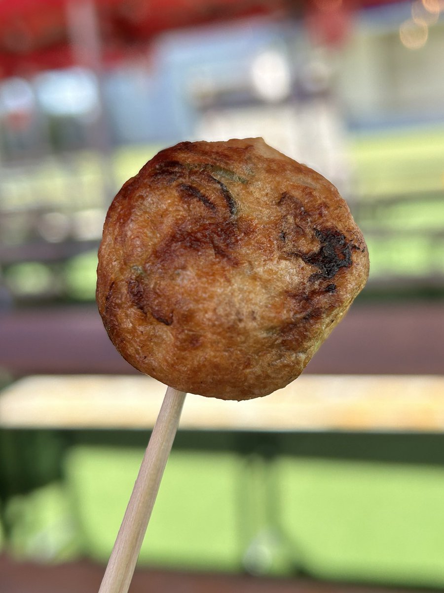 タロット占い師「神楽先輩」@鑑定にまだAI使ってないのぉ?!🪼👻 tweet media