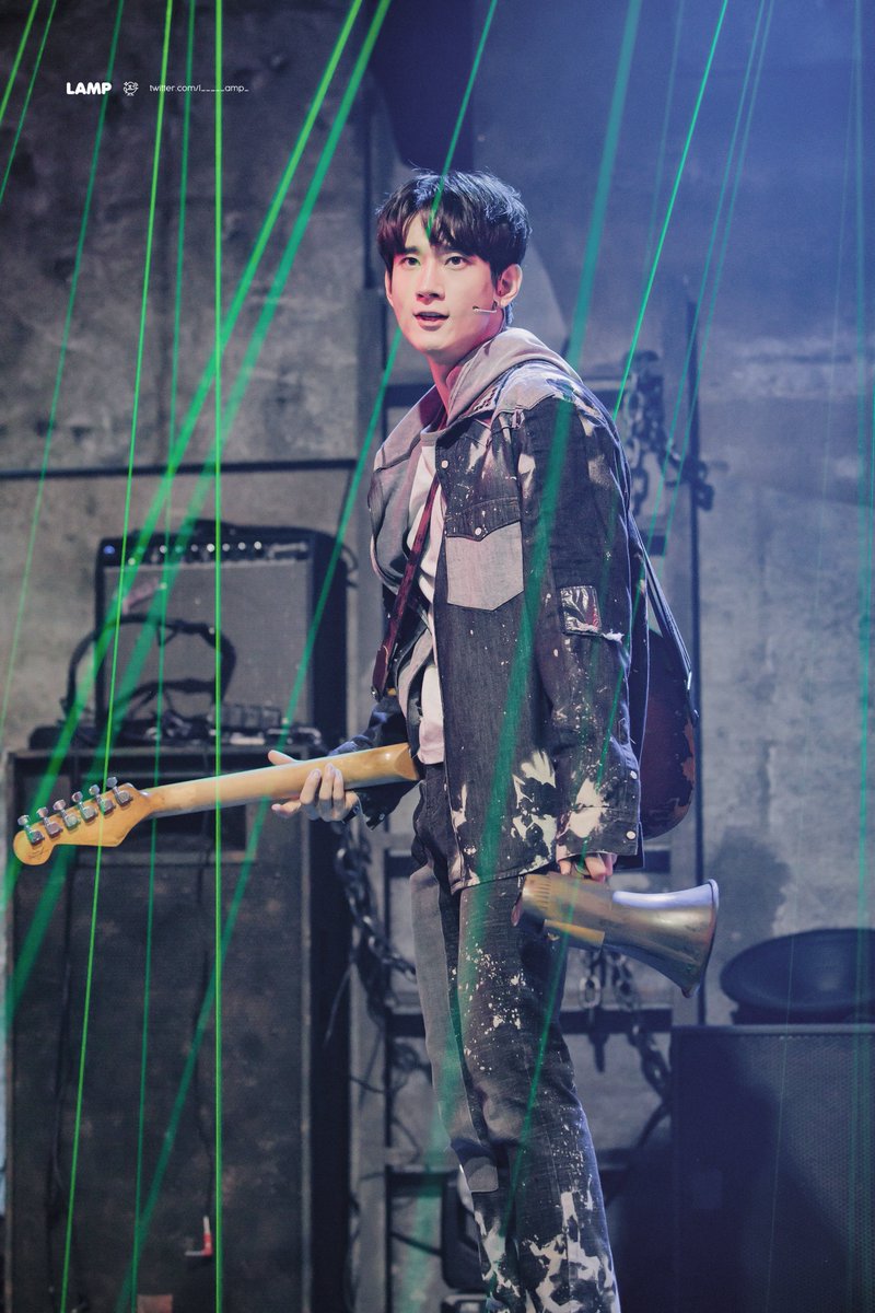 𝙇 𝘼 𝙈 𝙋 💙 tweet media