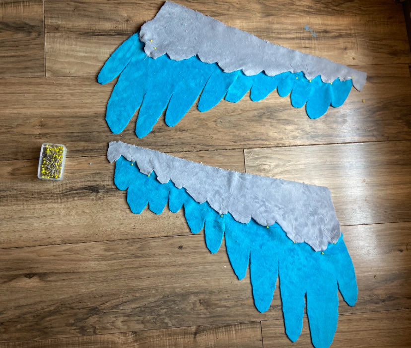 MeadowDen's tweet photo. Made some feathers! https://t.co/RlqRUQVA12