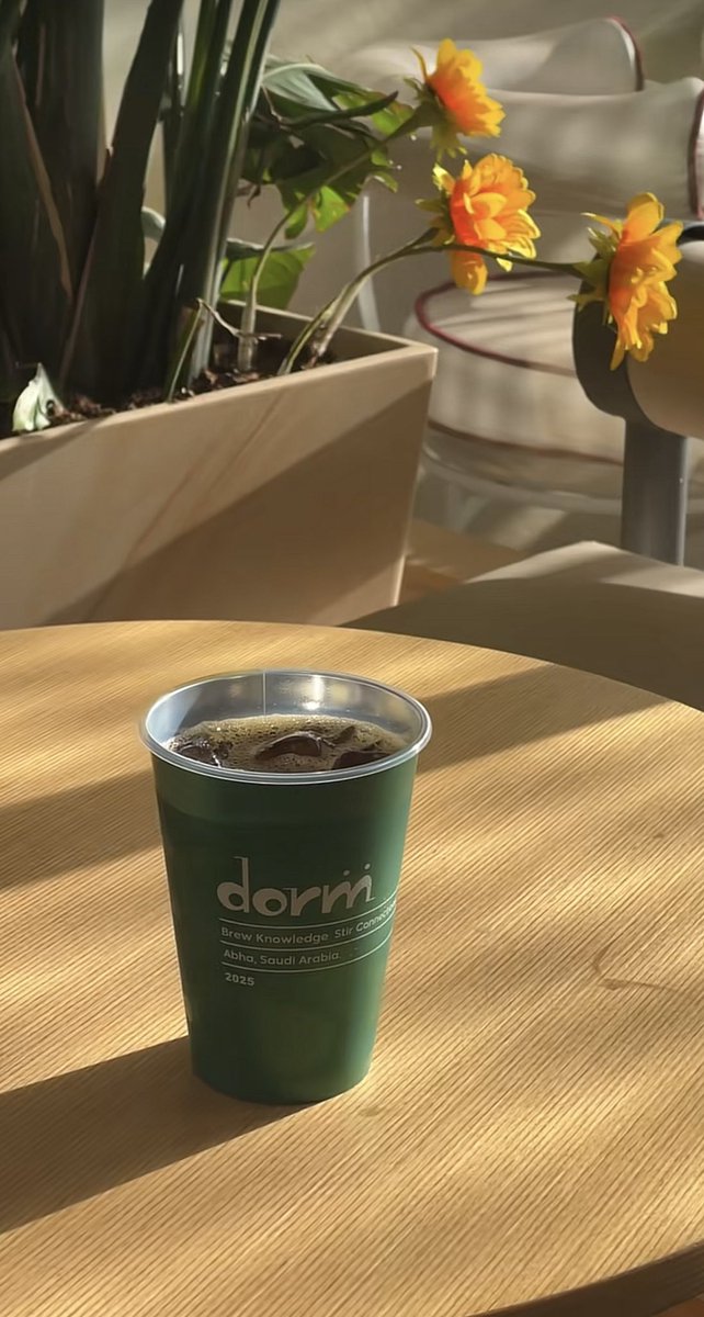 دلال tweet media