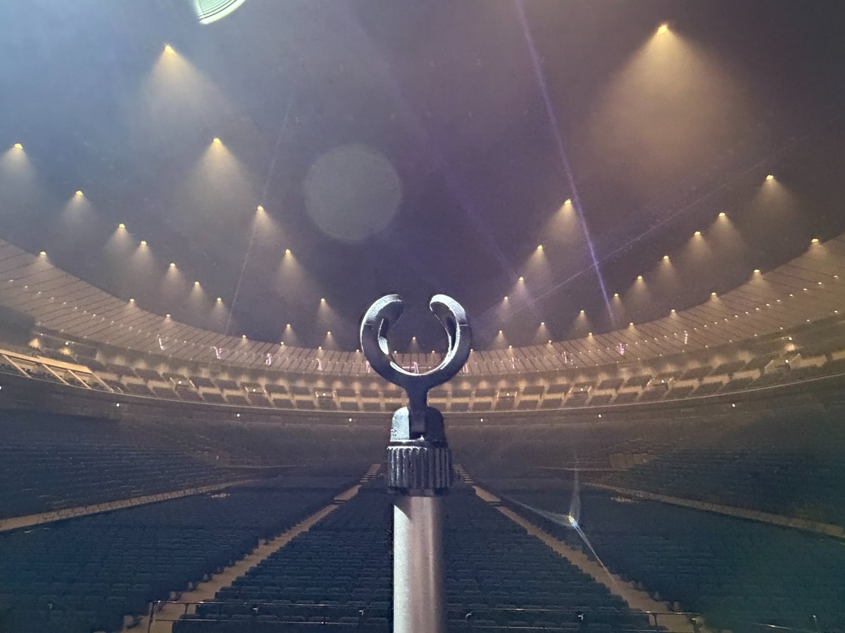 UTSUのとなりの人 tweet media