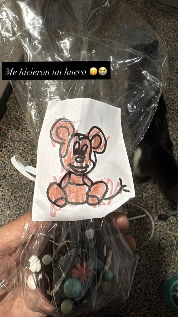 Cazzu World tweet media