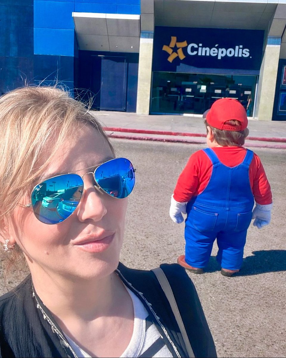 RebekaCh's tweet photo. Esta semana el #CineEnMovimiento 📽 será en "La Capital del Cine" 🎉 Gracias a @Cinepolis y a los #CiudadanosValientes💪 que nos están ayudando para que decenas de niños de #SanLuisRioColorado vivan la verdadera experiencia del cine 🎞🍿🥤 Pronto les cuento 🙌 

#SanLuisRíoColorado #SanLuisRC #Sonora #cine #cinepolis