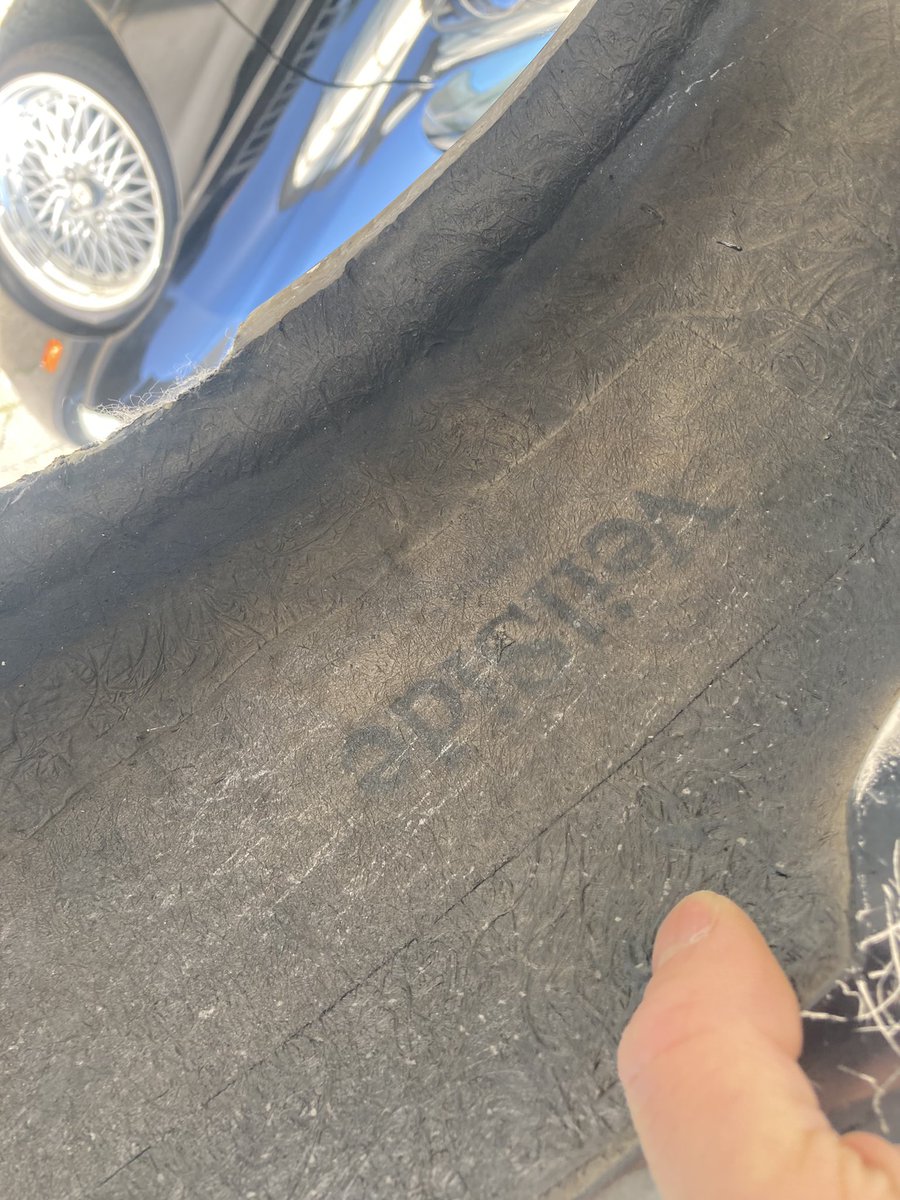 ななふし tweet media