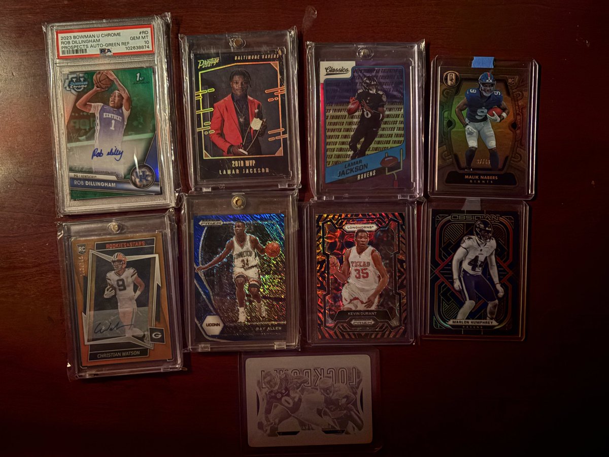 MoneyLenny1's tweet photo. Getting out the hobby, trying to sell what I have left. Best offers. Can send more pics. 
Rob /99
Lamar case hit
Lamar purple color match /35
Malik rookie /40
Watson rookie /149
Ray Allen /13
KD case hit 
Marlon /10
Ed reed printing plate 1/1 https://t.co/jKmd2NSPkI
