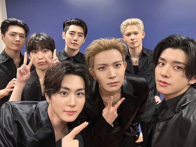 el | enhypen is 7 ! tweet media