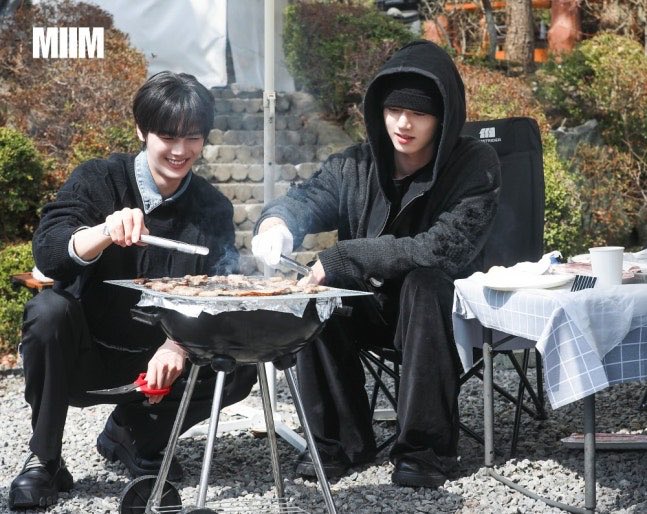 AND2BLE_GLOBAL's tweet image. (4)

#AND2BLE #앤더블