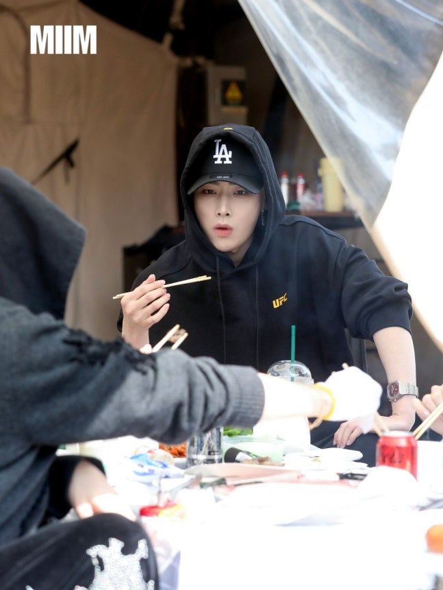 AND2BLE_GLOBAL's tweet image. (5)

#AND2BLE #앤더블