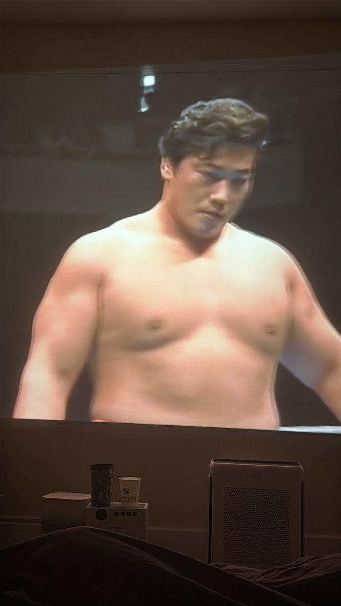 LiveLoveNeezy's tweet image. Watching  some hoops currently to expand my wrestling taste buds… if you have any suggestions or must watch matches  drop em here #iwc #prowrestling #wrasslin
