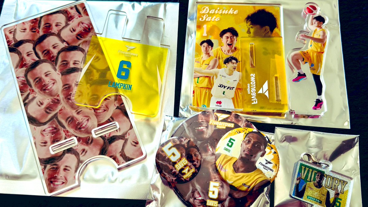 𝕂𝕦𝕞𝕚⋆𝜗𝜚 tweet media