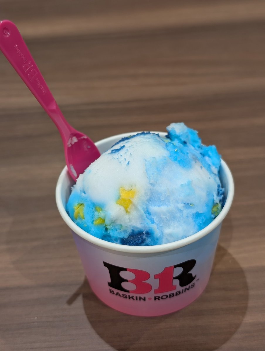 ティア tweet media