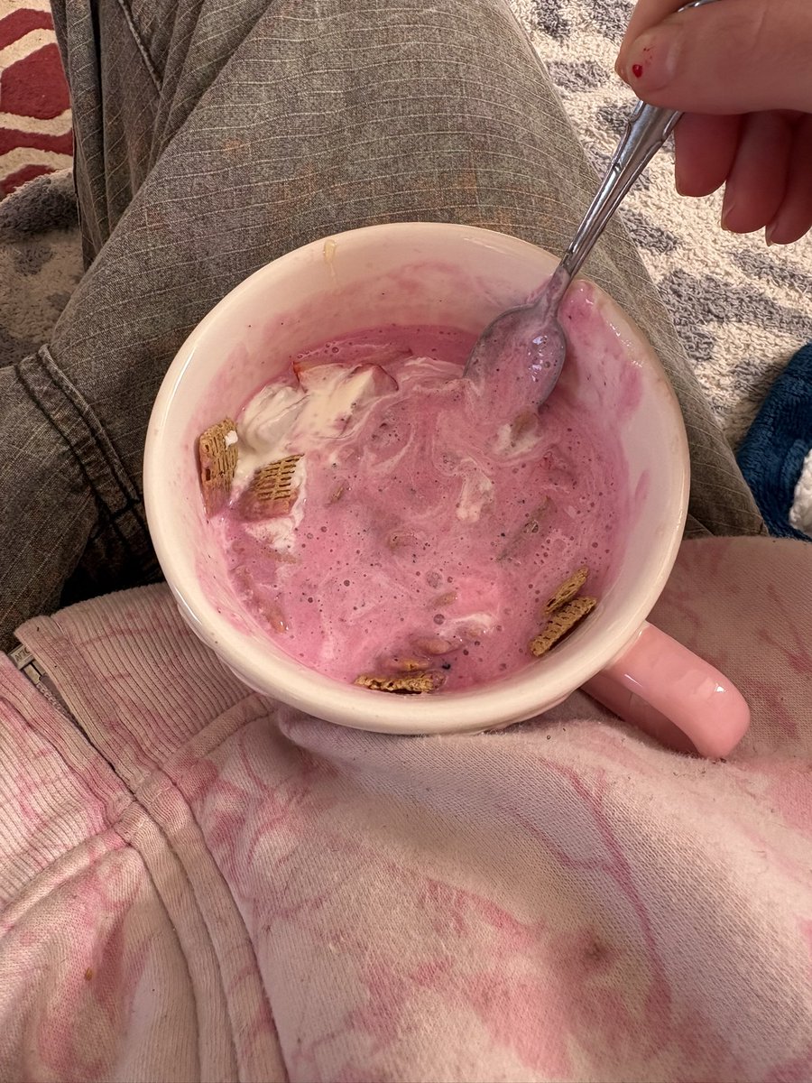 ⭑ ditzy diva with arthritis ⭑ tweet media