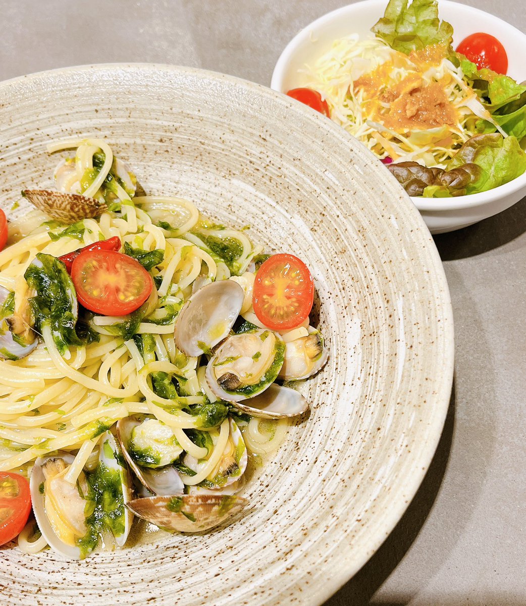 CtcspP's tweet photo. 💧水曜日の午後💧

本日のランチは、
パスタでした～🍝
腹ごしらえはバッチリです✨

今週も折り返し🔄️
午後からも頑張りましょー💪

#企業公式つぶやき部
#企業公式相互フォロー https://t.co/N3fKiNh9PQ