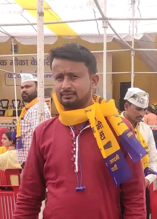 Rajaram216's tweet photo. तहसील परिसर का आरो भी प्यासा है साहब, मेरी गुहार सुनो।* 

 *चित्रकूट के जिम्मेदारों को तहसील क्षेत्र के आरो की प्यास नही दिखती तो क्षेत्र की क्यों दिखे - राजाराम*

`साहब मेरा कान मारोड़ते है मै ही प्यासा हूँ, इनको कहा से पिलाऊँ` https://t.co/EKYlyYpl2N