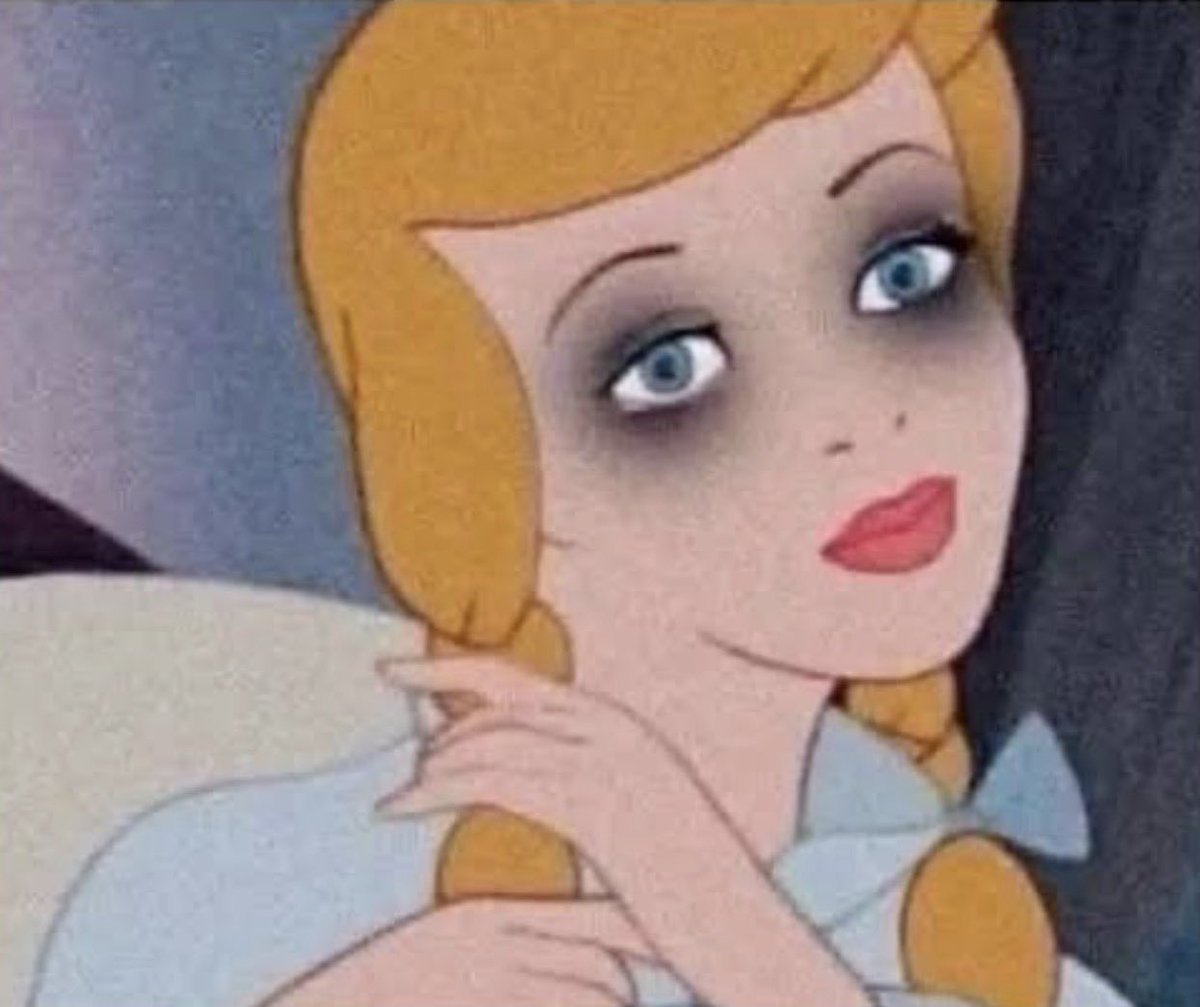 Réveillée à 4h, j commence à me rendormir à 6h pour que le réveil sonne à 6h20