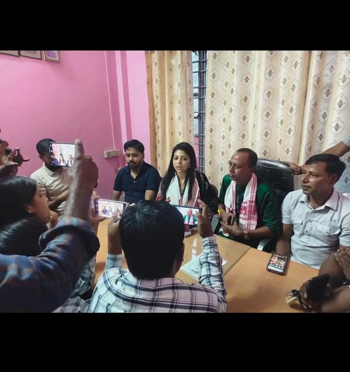 Nighat Abbass🇮🇳 tweet media