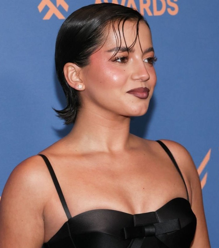 Isabela Merced Fan tweet media