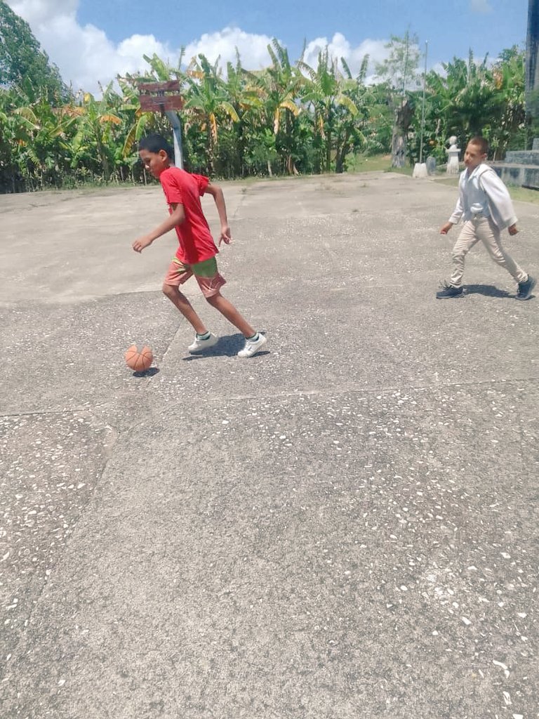 Actividades deportivas en la escuela especial Fructuoso Rodríguez Pérez en homenaje al Aniversario de la OPJM <a href="/CubaMined/">MINED</a>