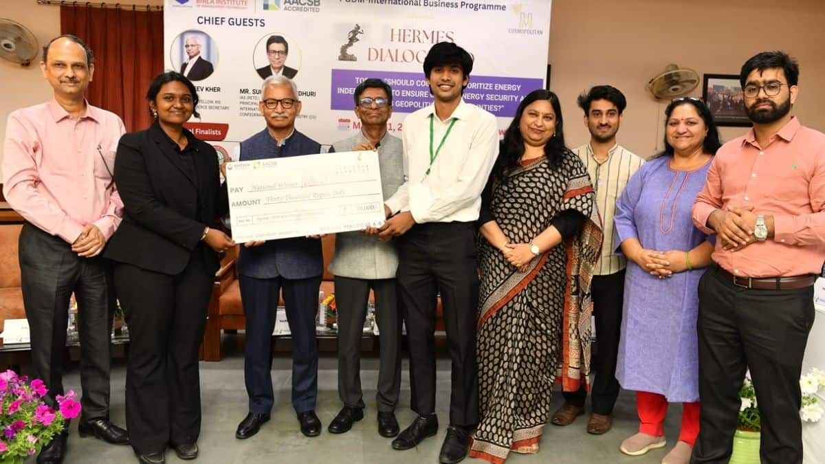 careers360's tweet image. IIM Rohtak team wins BIMTECH competition; over 250 students join national-level event

Report: buff.ly/weWHvLb

#IIMRohtak #BIMTECH #HermesDialogue