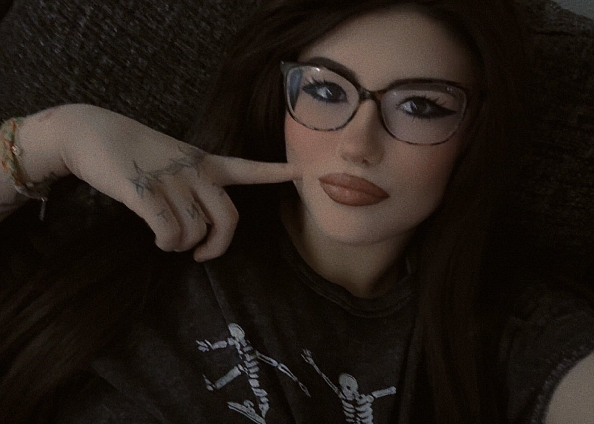 ken 𖤐 tweet media