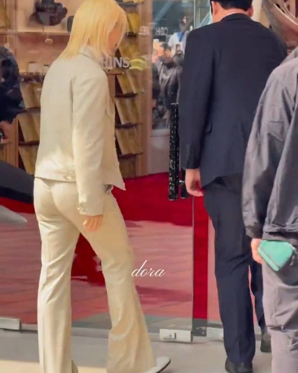 lunaa 𝜗ৎ. tweet media