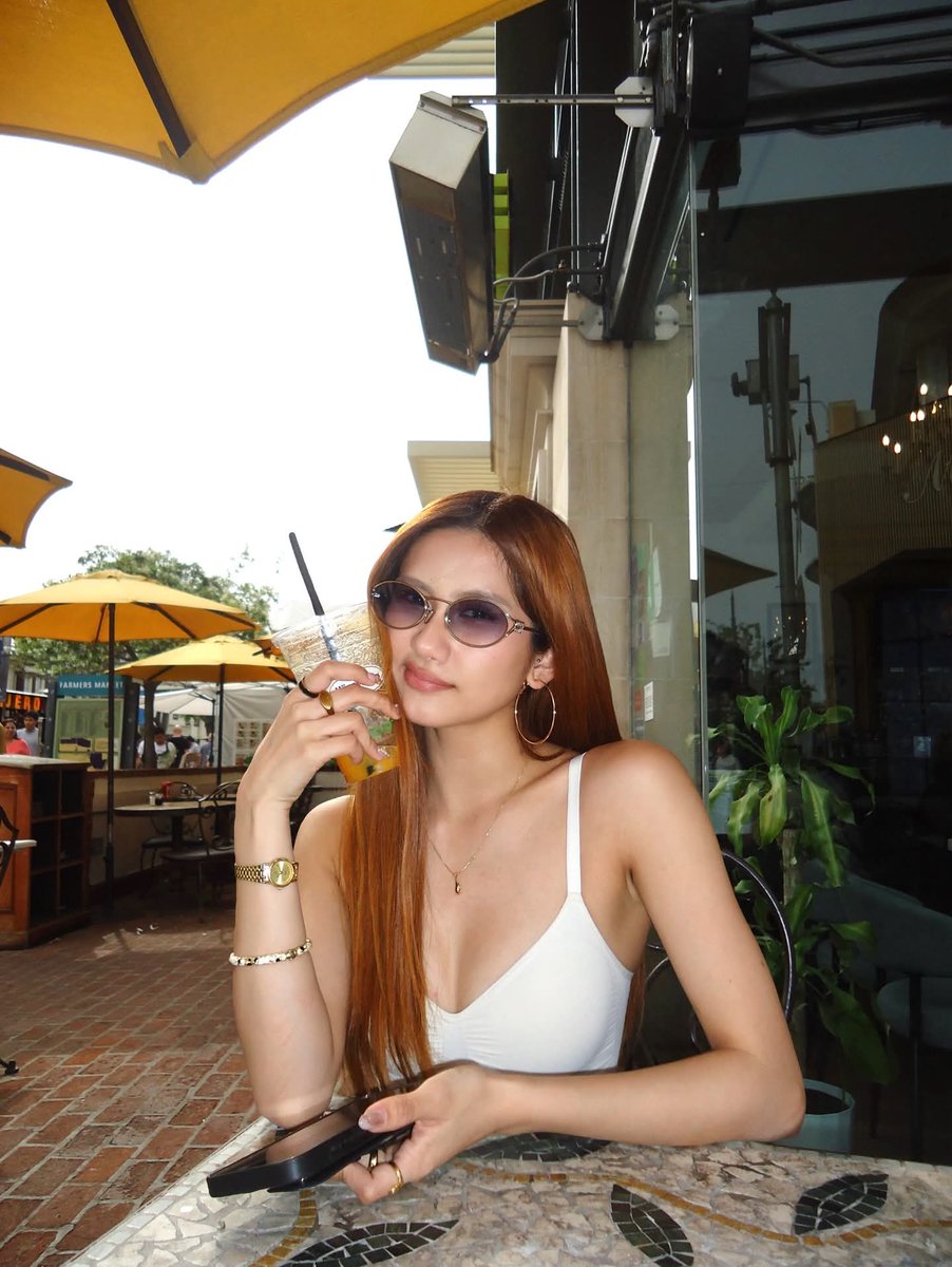 POGANDA DAILY 🌸🎡 tweet media