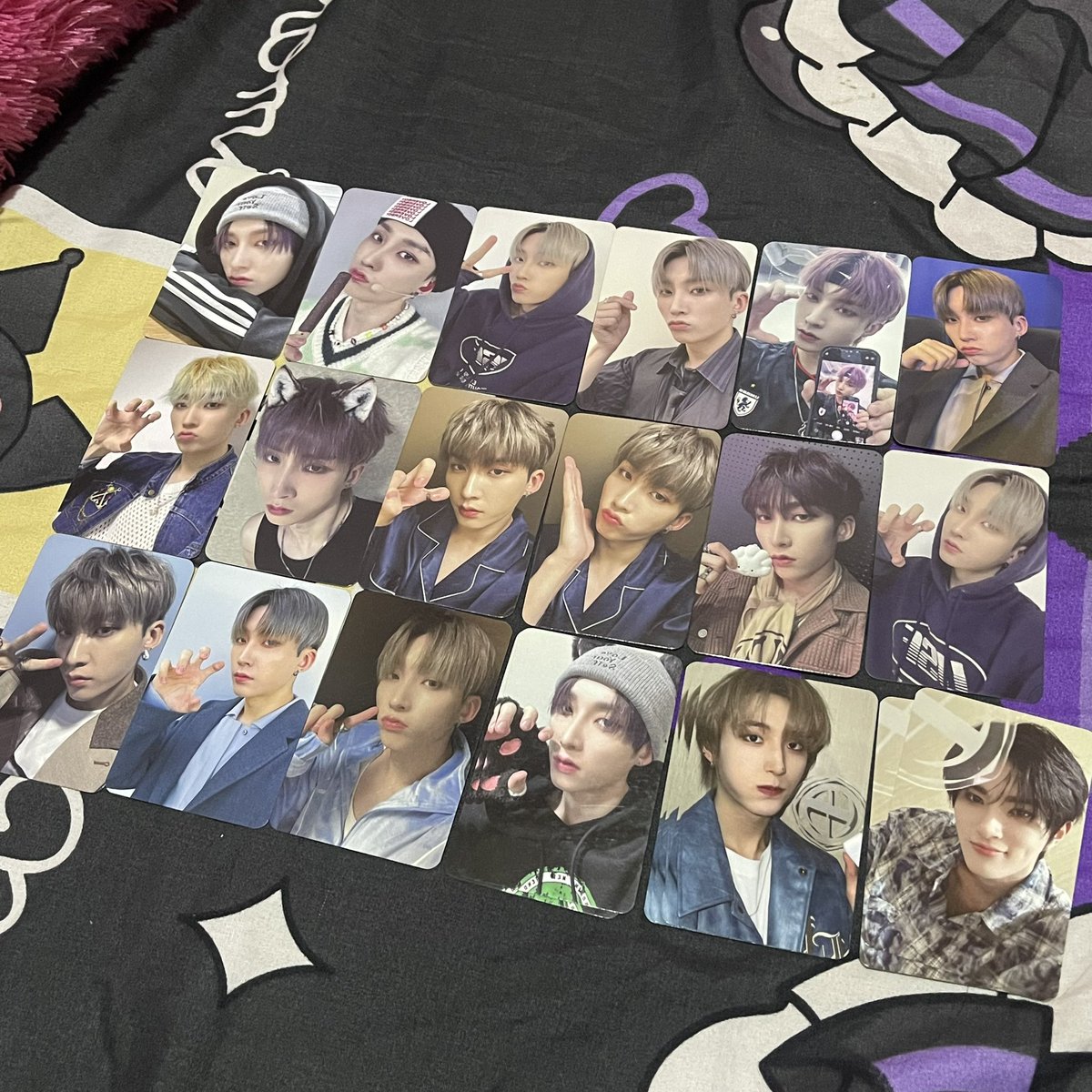 (ready) wts want to sell

official photcard xodiac 25k/pc (buy 4 free 1)

trusted go, loc jakut
🍊co packing

t pob zayyan leo sing hyunsik lex beomsoo gyumin wain davin