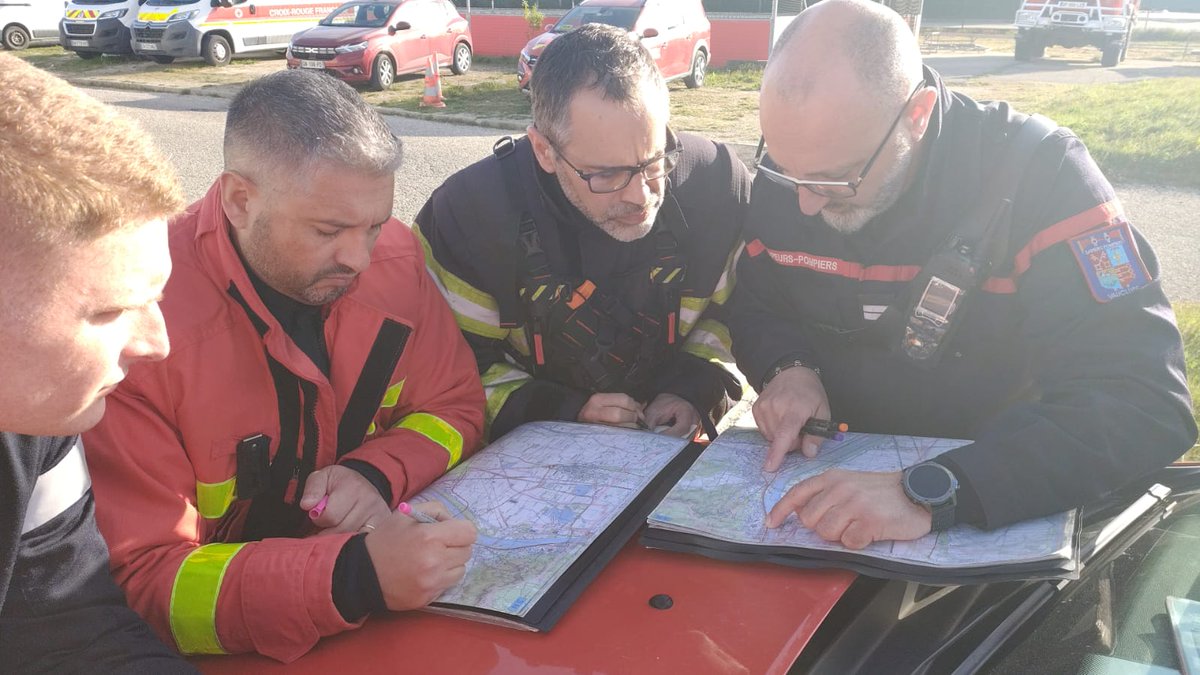 sdis84's tweet image. Les #pompiers84 accueillaient la semaine passée 11 stagiaires de la #formation chef de groupe feux de forêt #FDF3, organisée par l' @ECASCVALABRE , pr une semaine de mise en pratique en #Vaucluse.